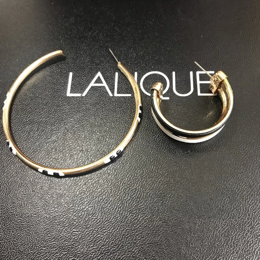 Elegant Gold and Black Hoop Earrings - Picture 2 of 6